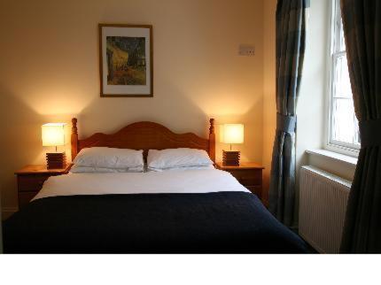 Ashley House Hotel Нюмаркет Стая снимка